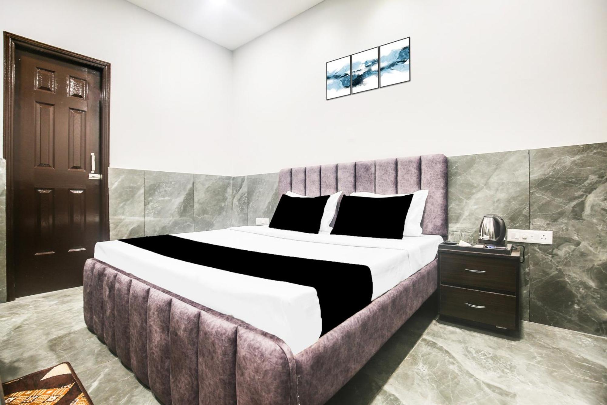 Hotel O Ravi & Banquet Lalewal エクステリア 写真